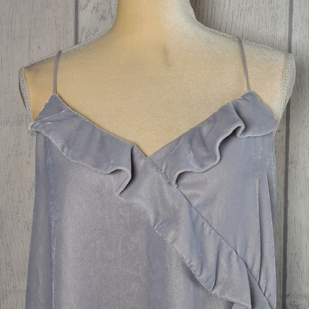J. Crew Velvet Going Out Top Metallic Silver Size 10 - Picture 2 of 8